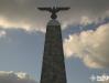 Památník Viktoria - vzhled obelisku s orlicí